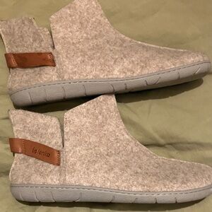 Be lenka felted wool indoor outdoor slippers